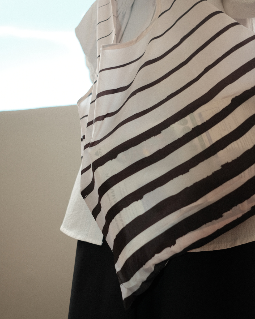 Adorebag: Silhouette Stripes